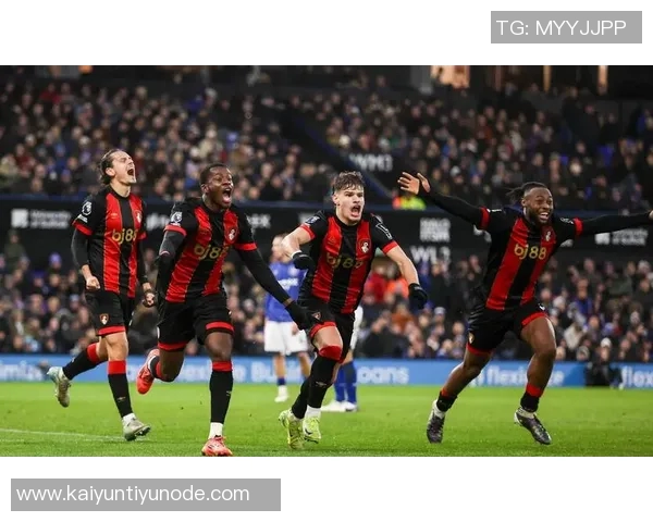 曼联全力追逐塞梅尼奥愿意调整战术与阵型以达成目标