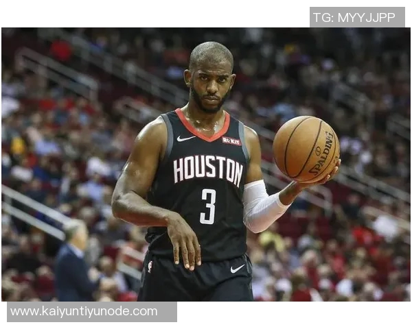 小里评论保罗派对冷清现象揭示球队文化缺失问题